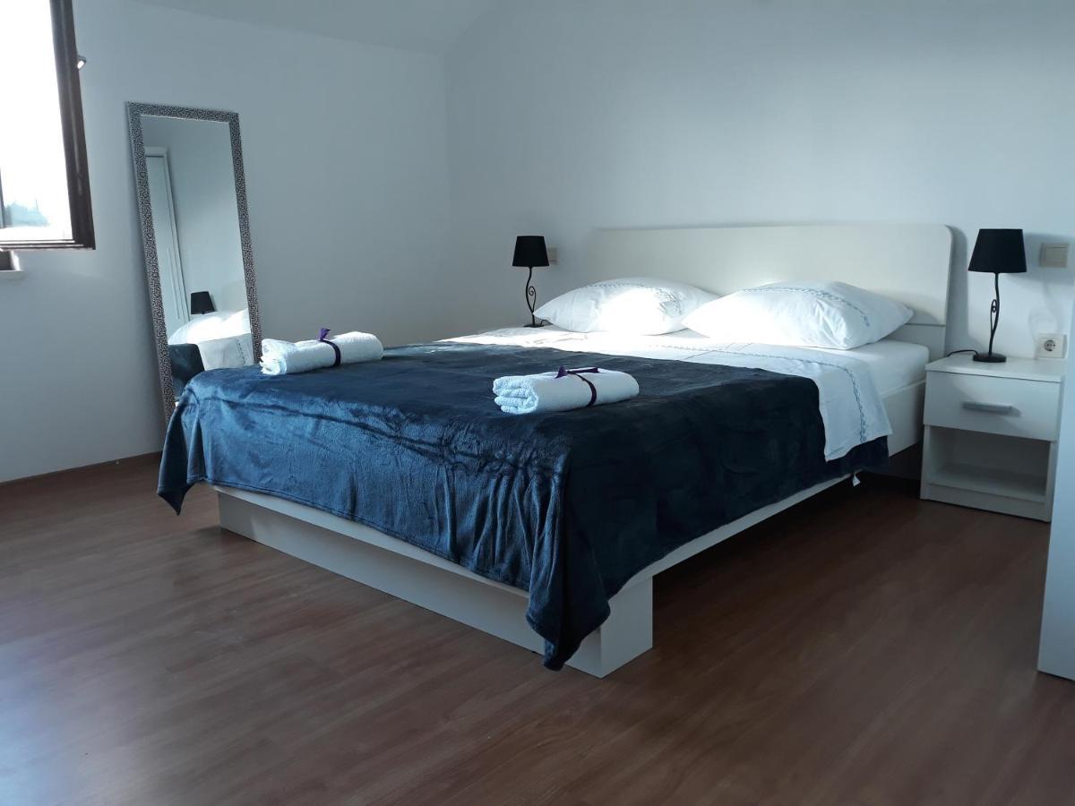 Apartments By The Sea Sladjenovici, Dubrovnik - 11531 Slano Esterno foto
